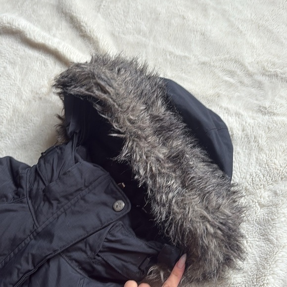 Columbia Puffer Jacket with Faux Fur Hood | Black | Size S | Winter Coat - Picture 3 of 10